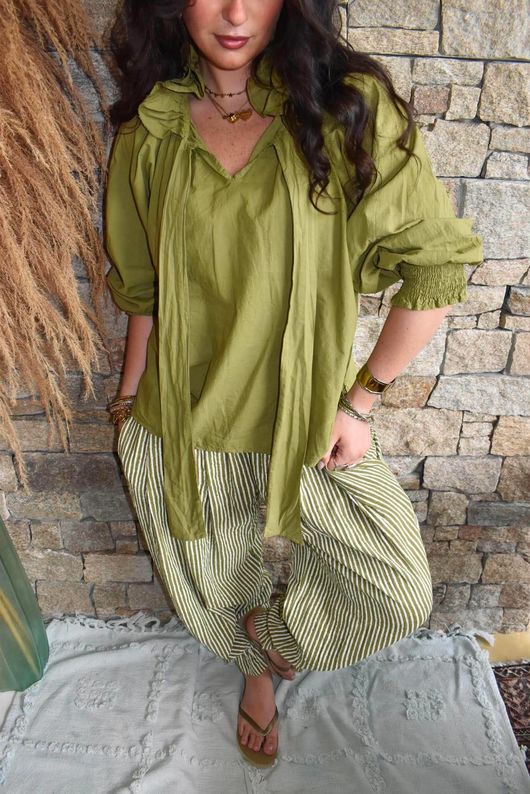 Larc Poet Blouse Olive